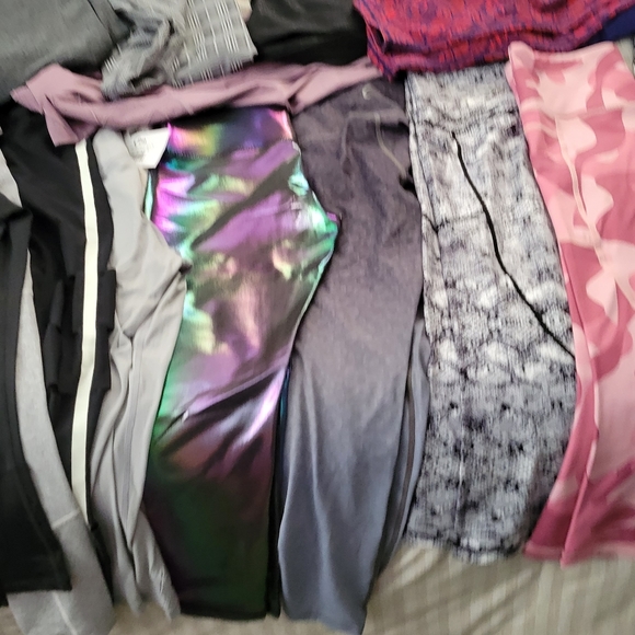Leggings tops and a swim suit nwt - Picture 2 of 3